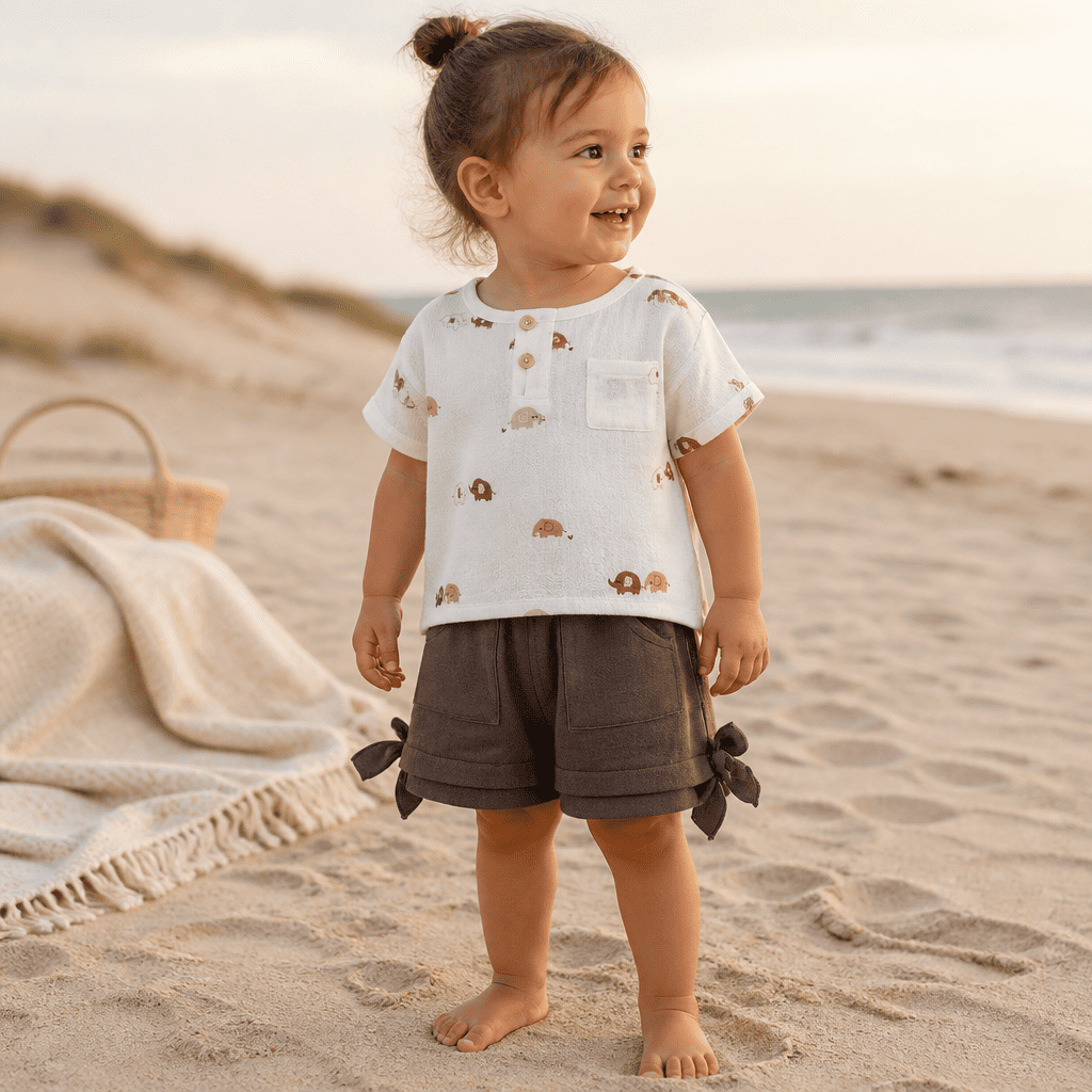 Kurze Musselin-Hose mit seitlicher Schleife