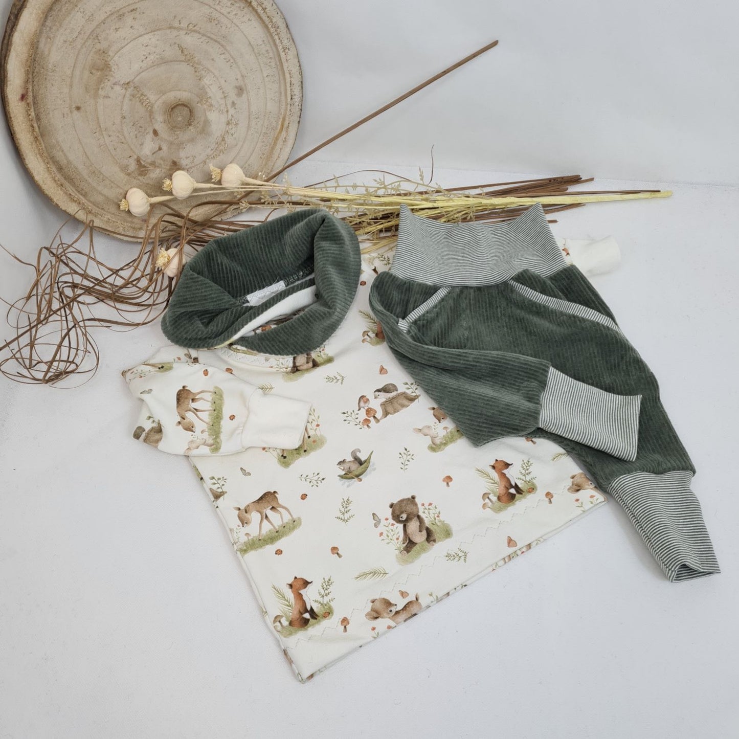 Pumphose aus weichem Cordjersey – Dunkelgrün