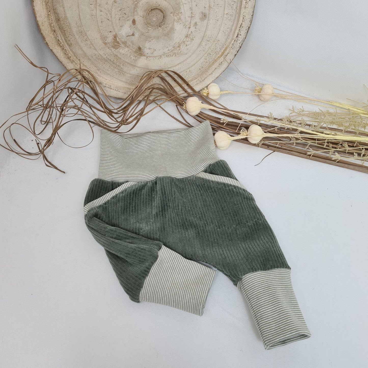 Pumphose aus weichem Cordjersey – Dunkelgrün