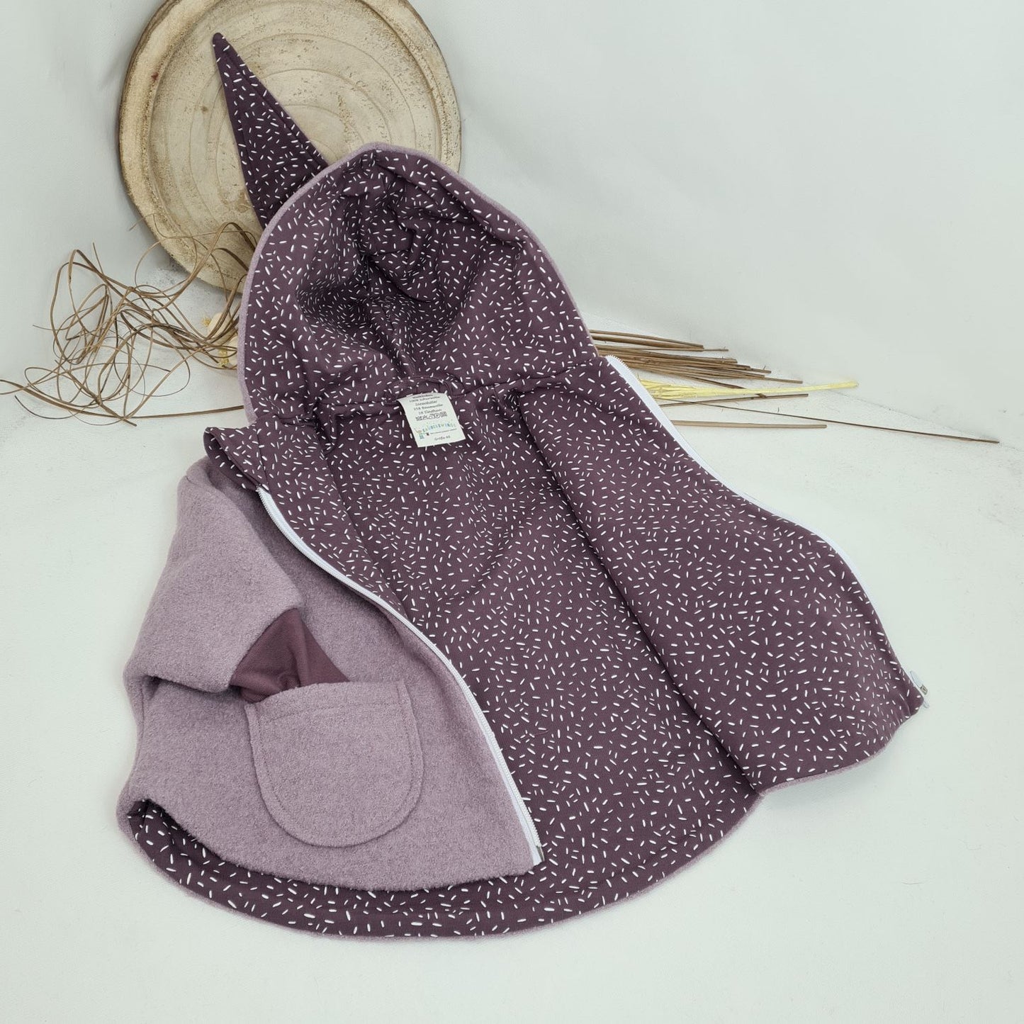 Wollwalkjacke / Cape mit Hasenohren – altrosa (reduziert wegen Farbabweichung)