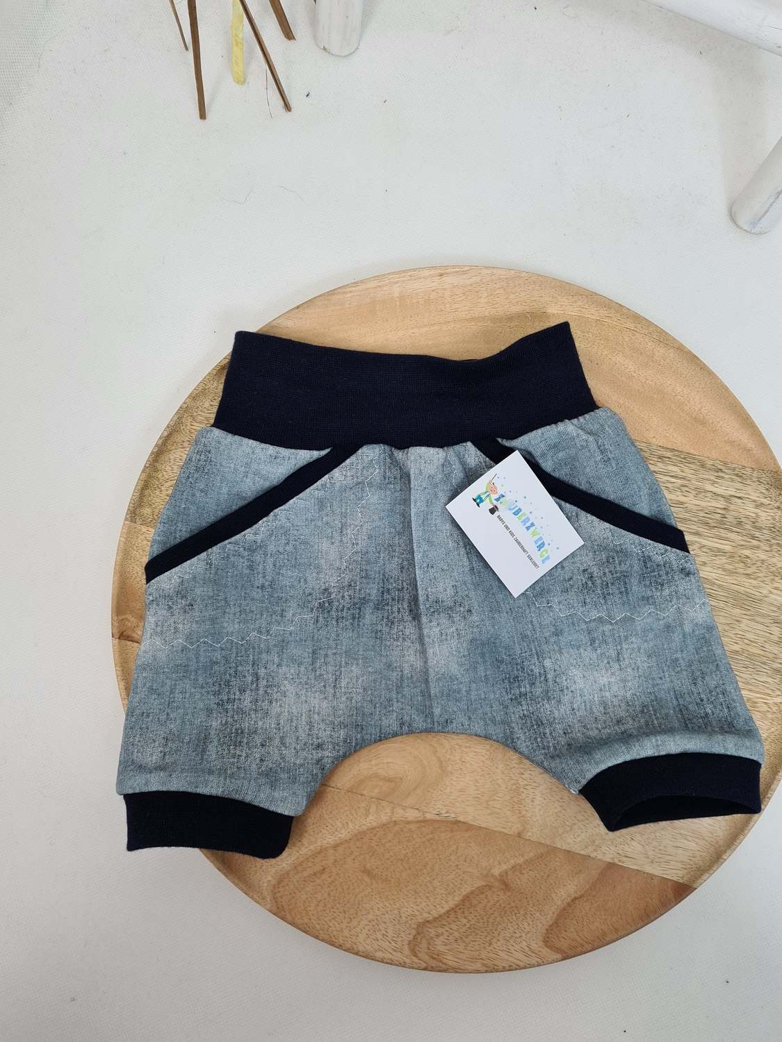 Kurze Hose in Jeansoptik (Größe 56-116) - Zauberzwerge