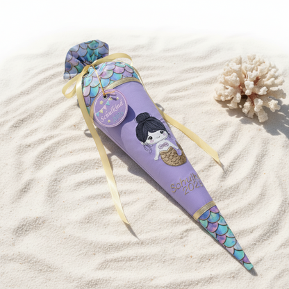 Individuell bestickte Schultüte „Meerjungfrau“ und Meeresbewohner– personalisiert mit Namen & Datum