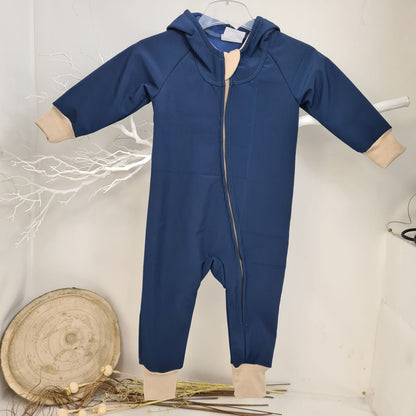 Kuscheliger Softshell-Overall für Kinder – perfekt für Wind und Wetter!