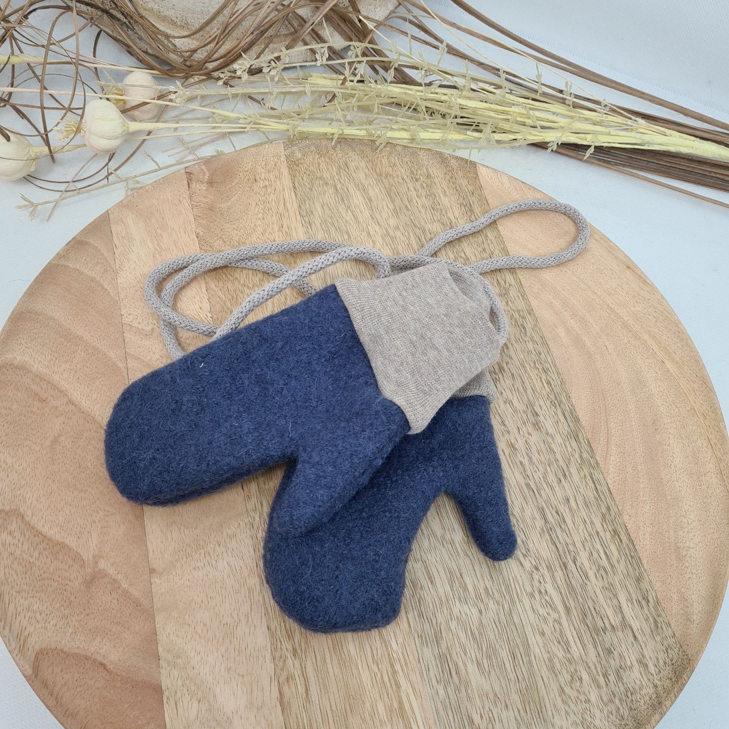 Babyschühchen aus Wollwalk – Verschiedene Farben & Größen