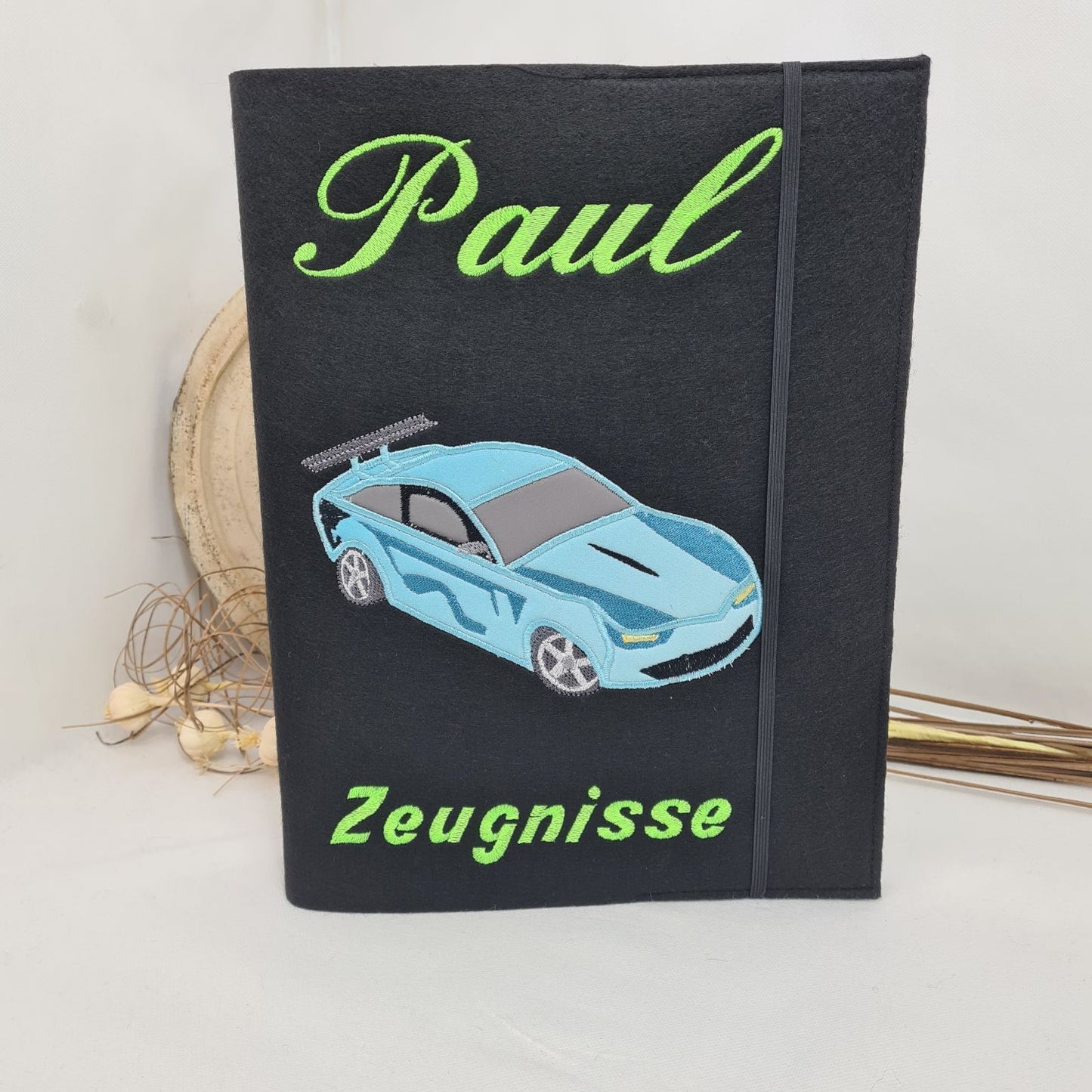 Personalisierte Zeugnismappe DIN A4 – Bestickt mit Name & Wunschmotiv