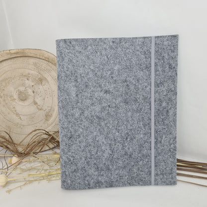 Personalisierte Zeugnismappe DIN A4 – Bestickt mit Name & Wunschmotiv