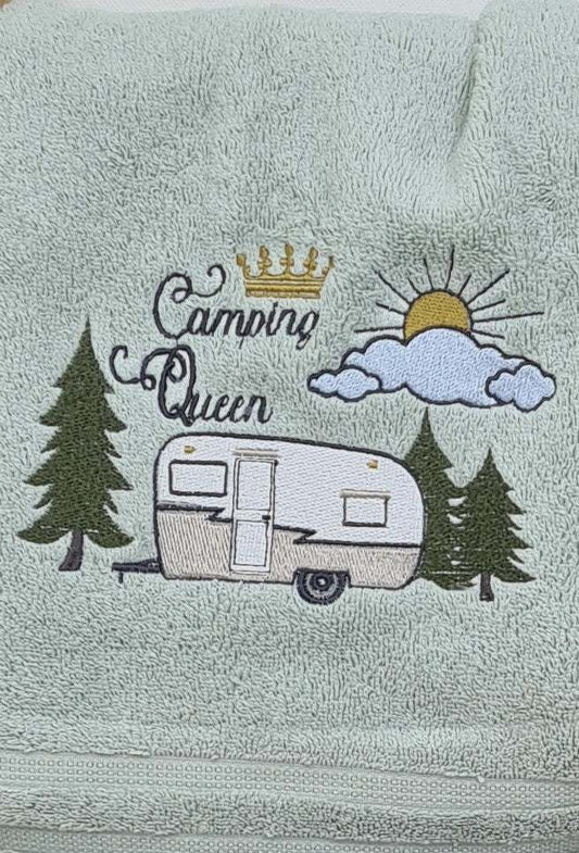 Besticktes Handtuch für Camping-Freunde "Camping Queen" - Zauberzwerge