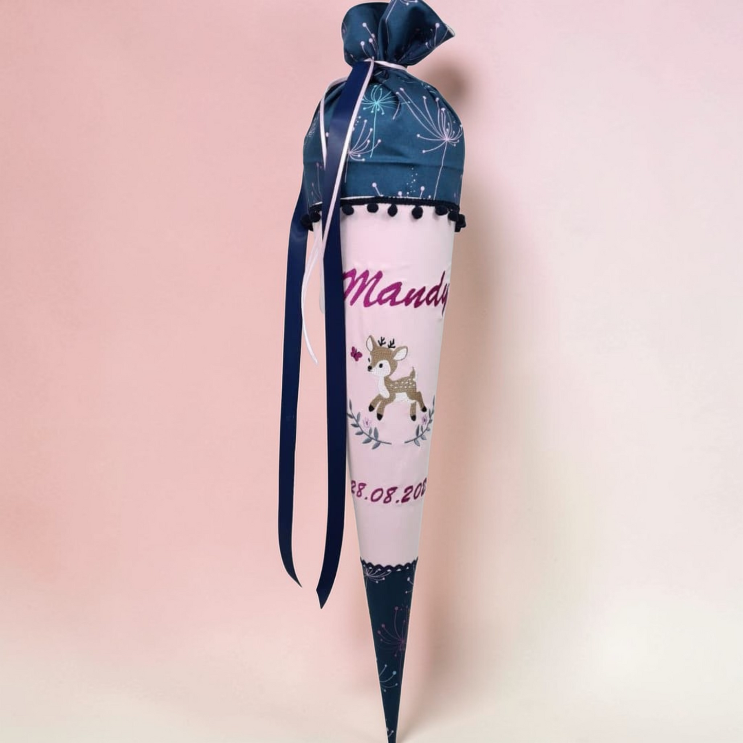 Individuelle Schultüten Handmade – personalisiert & liebevoll bestickt
