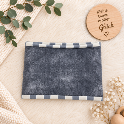 Kleine Lieblingsstücke – Beanie & Loop Set in Grau mit Streifenliebe