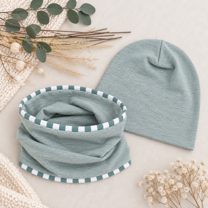 Kleiner Lieblingsbegleiter – Beanie & Loop in Altgrün melange🤍