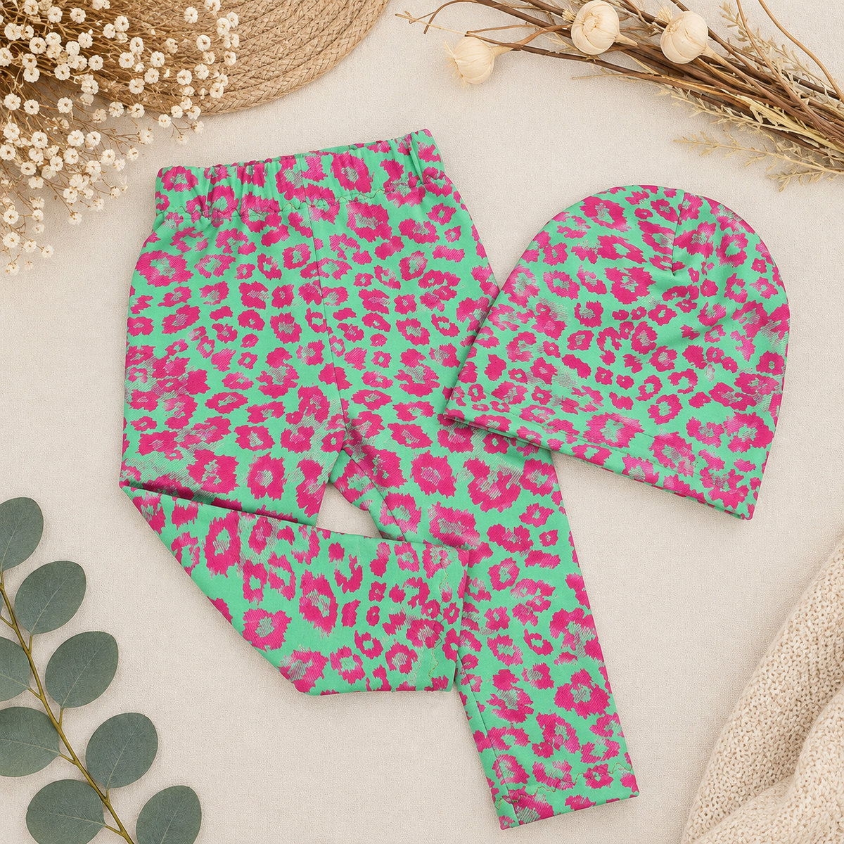 Beanie aus Baumwolljersey – Grün/Pink im Leo-Design 💚💗