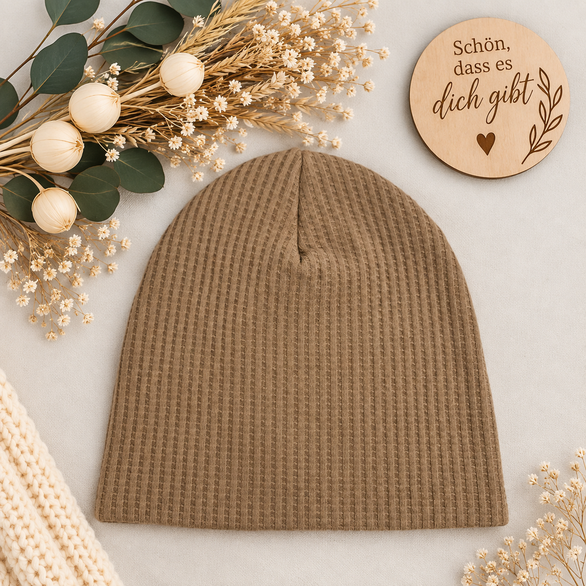 Kleiner Wohlfühlliebling – Beanie & Loop Waffeljersey in Camel ✨
